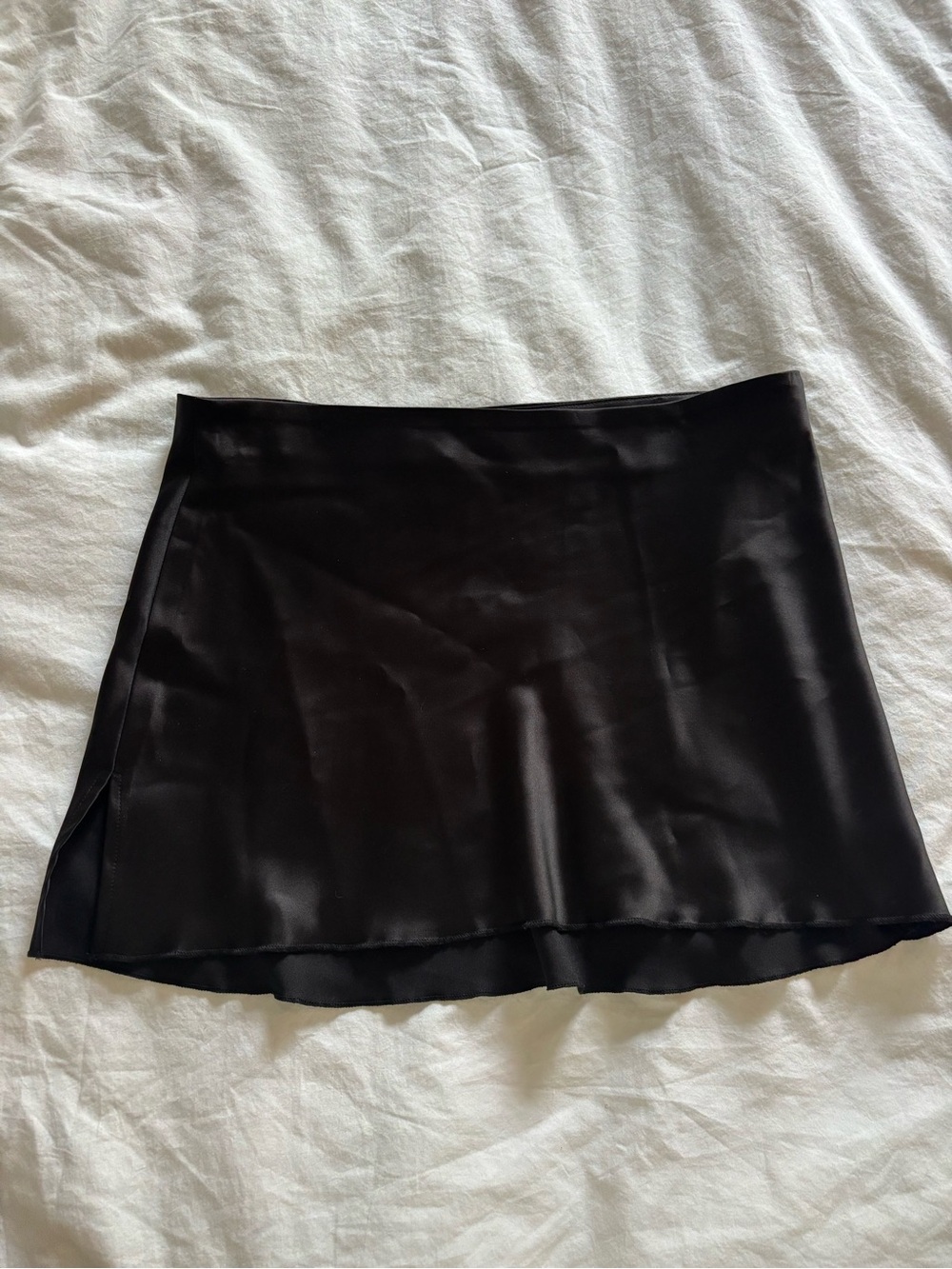 Black Satin Mini Skirt – Sleek Everyday Style